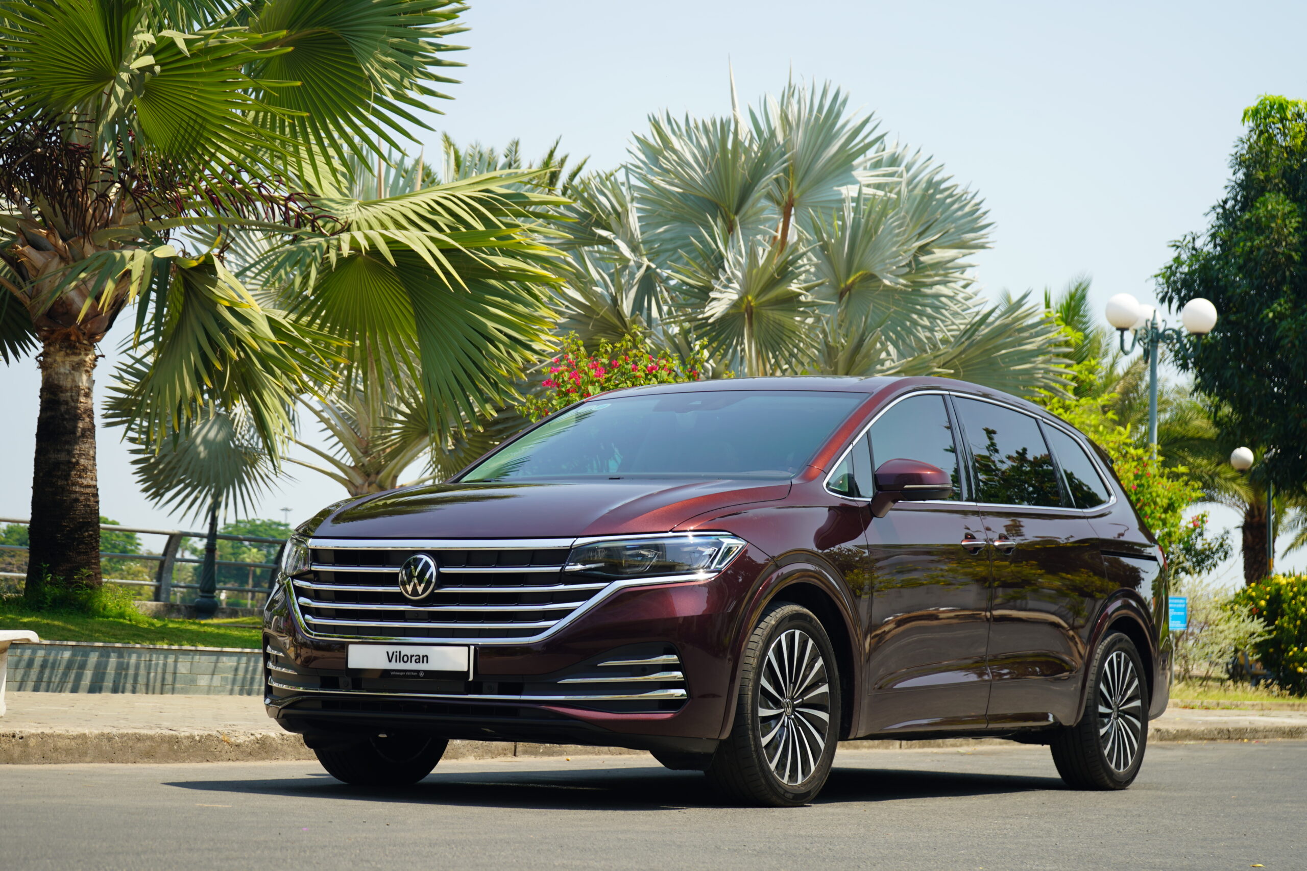 Viloran Luxury 2025 - Giảm Tiền Mặt 100 Triệu Viloran Luxury 2025 - Giảm Tiền Mặt 100 Triệu